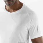⁦تي شيرت رجالي بأكمام قصيرة - شعار إكويب Salomon أبيض B8DLV1196⁩ - الصورة ⁦2⁩