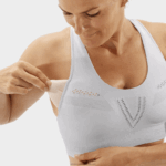 ⁦حمالة صدر رياضية نسائية - حركة أساسية سلسة Salomon فطر محار / خلنج B8DLV941⁩ - الصورة ⁦2⁩