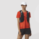 ⁦سترة ركض رجالية مع قوارير متضمنة - Adv Skin 12 Salomon أسود B8DLV301⁩ - الصورة ⁦2⁩